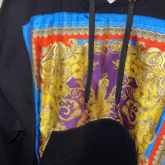 (BFS)Versace Baroque style Sweatshirt(SALE) - Picture 6 of 12